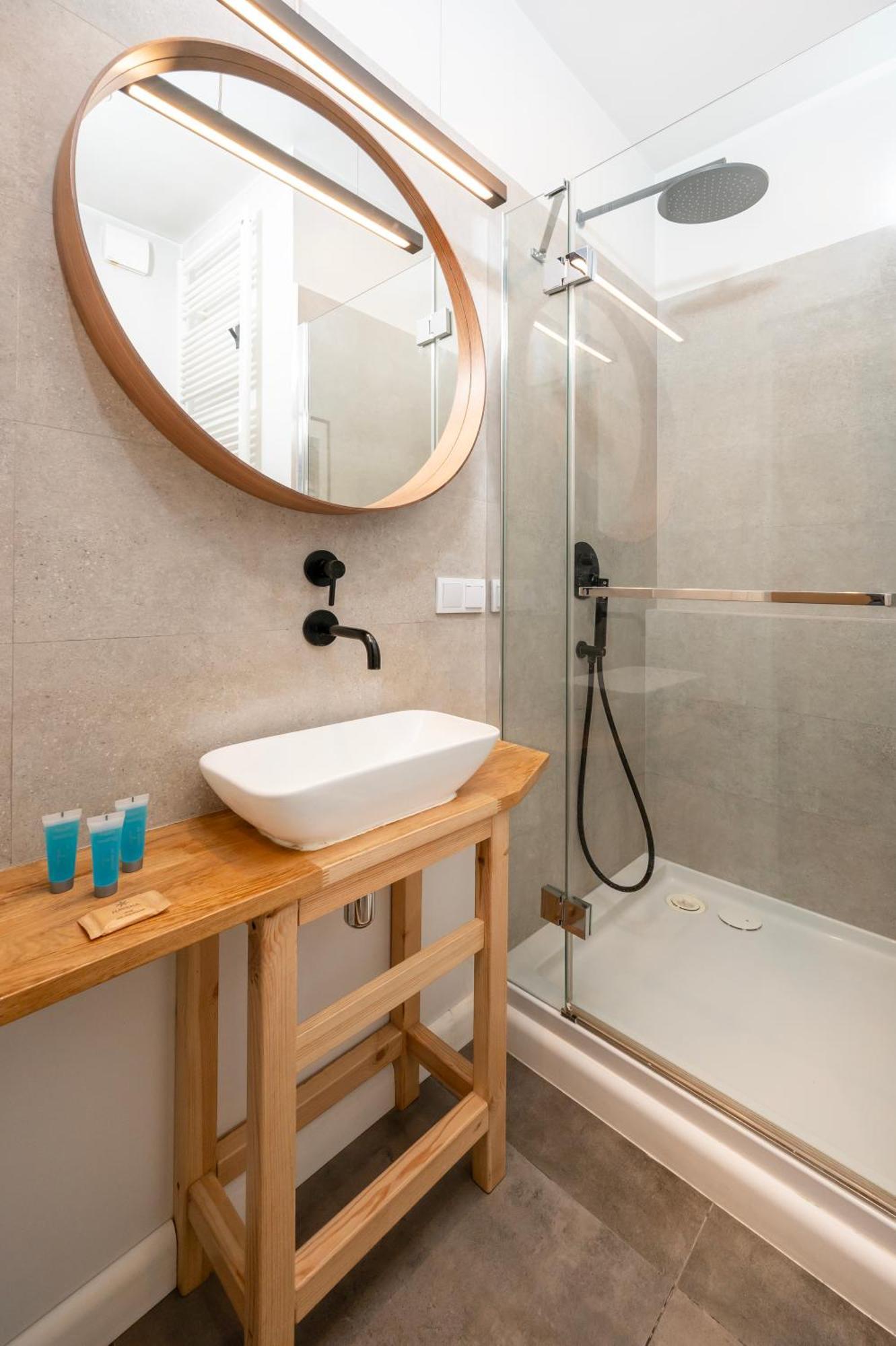 Central Family Apartment Лодз Екстериор снимка