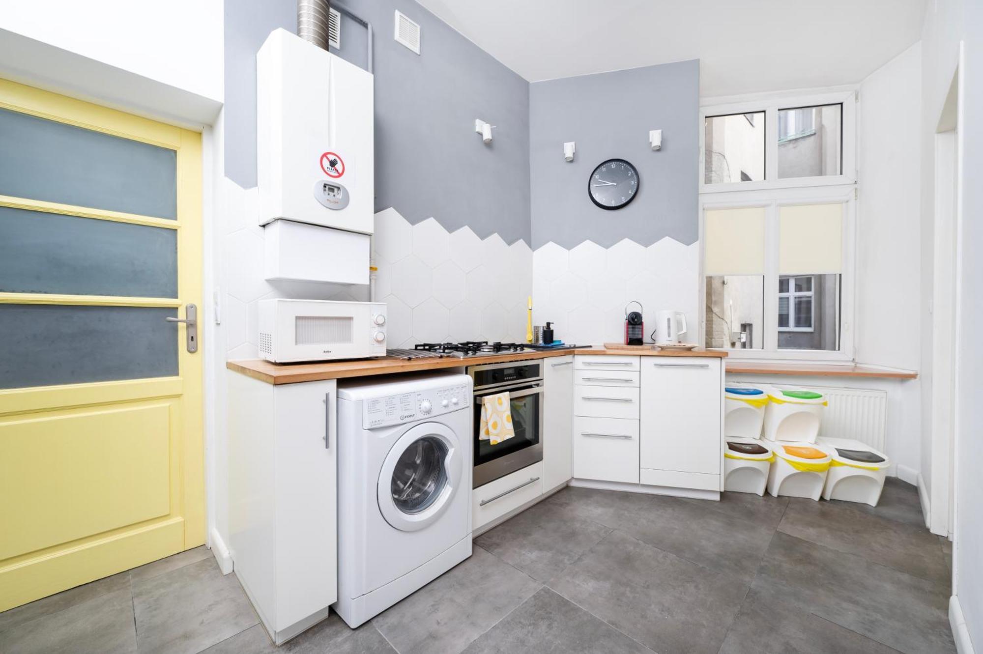 Central Family Apartment Лодз Екстериор снимка